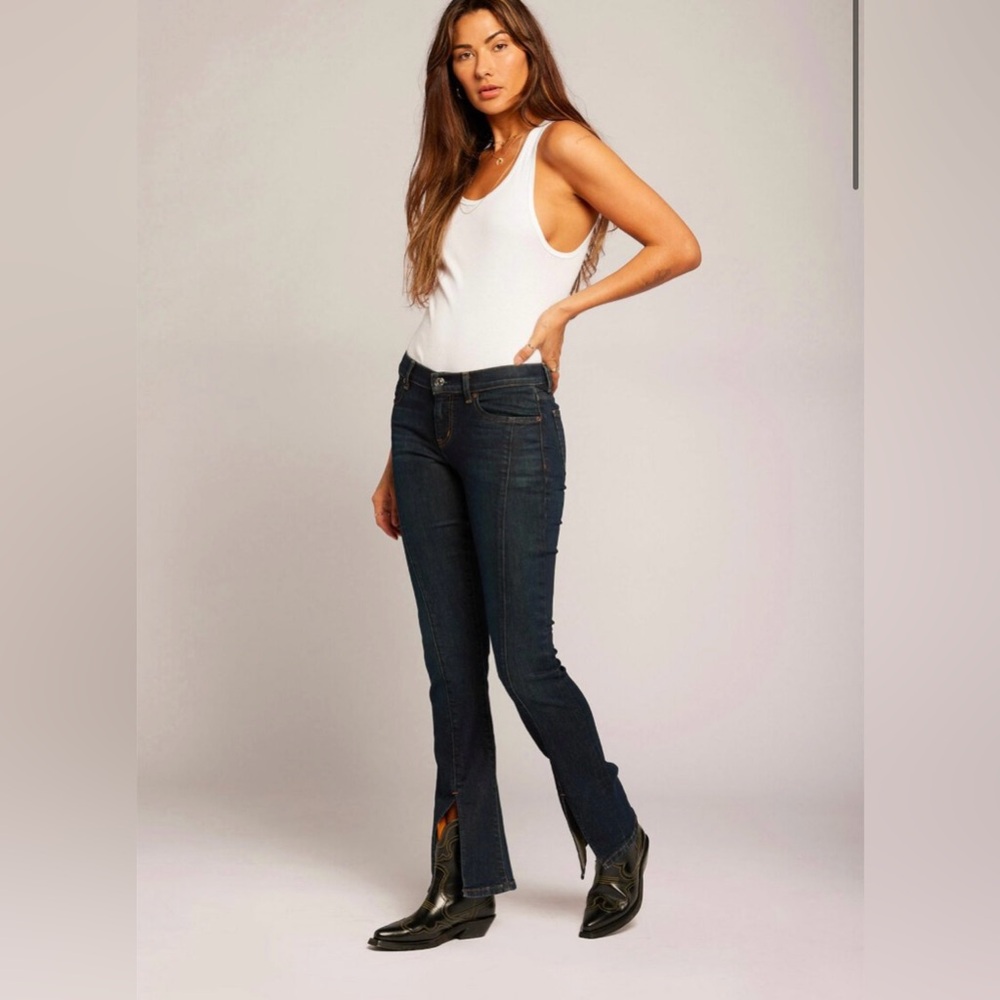 NWT Current Elliot the stowaway flare jeans size 28